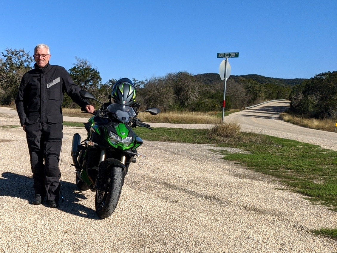 Kelly Howard with his Kawasaki ZH 2