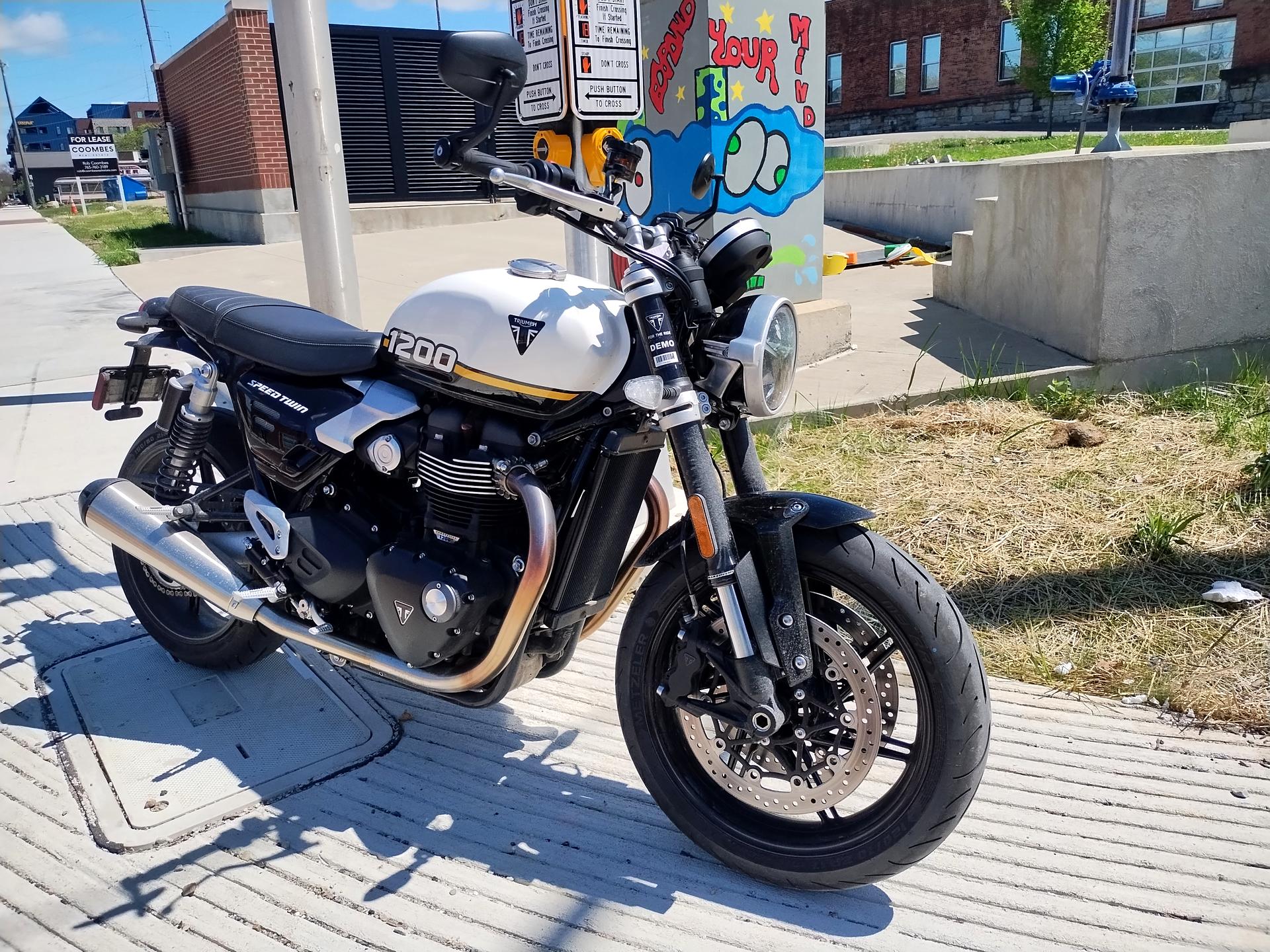 Triumph Demo Speed Twin 1200