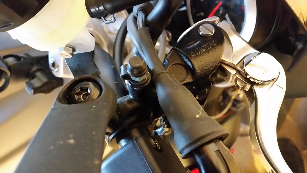 Triumph Street Triple R Mirror Mount